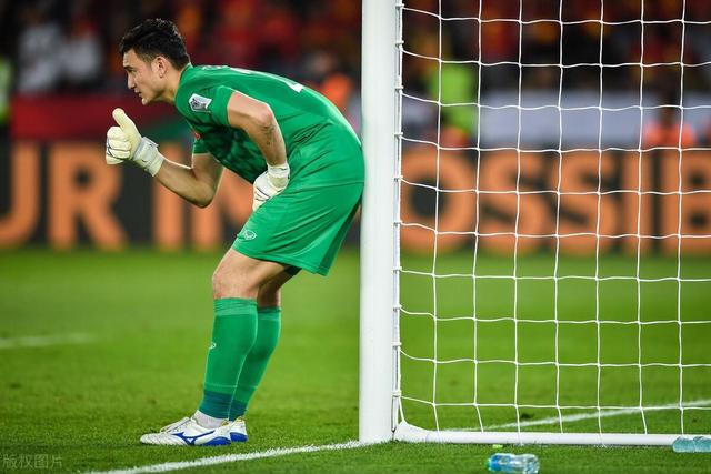 锡安28分字母哥空砍35+14 鹈鹕险胜雄鹿